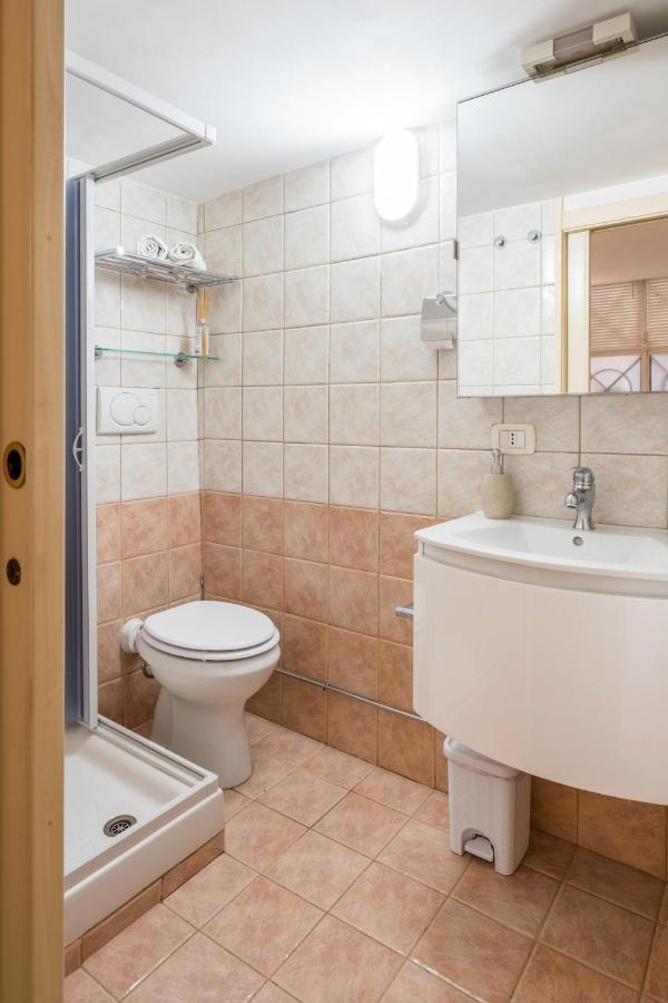 Studio D'Artista, Elegante Loft Nel Cuore Di Roma Exterior foto